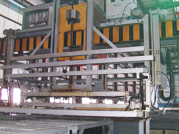 什么是電解錳、鋅自動(dòng)生產(chǎn)線(xiàn)